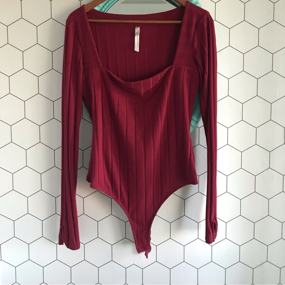 FREE PEOPLE Beside Me Sleek Long Sleeve Ribbed One Piece Square Neck Bodysuit - Picture 4 of 9